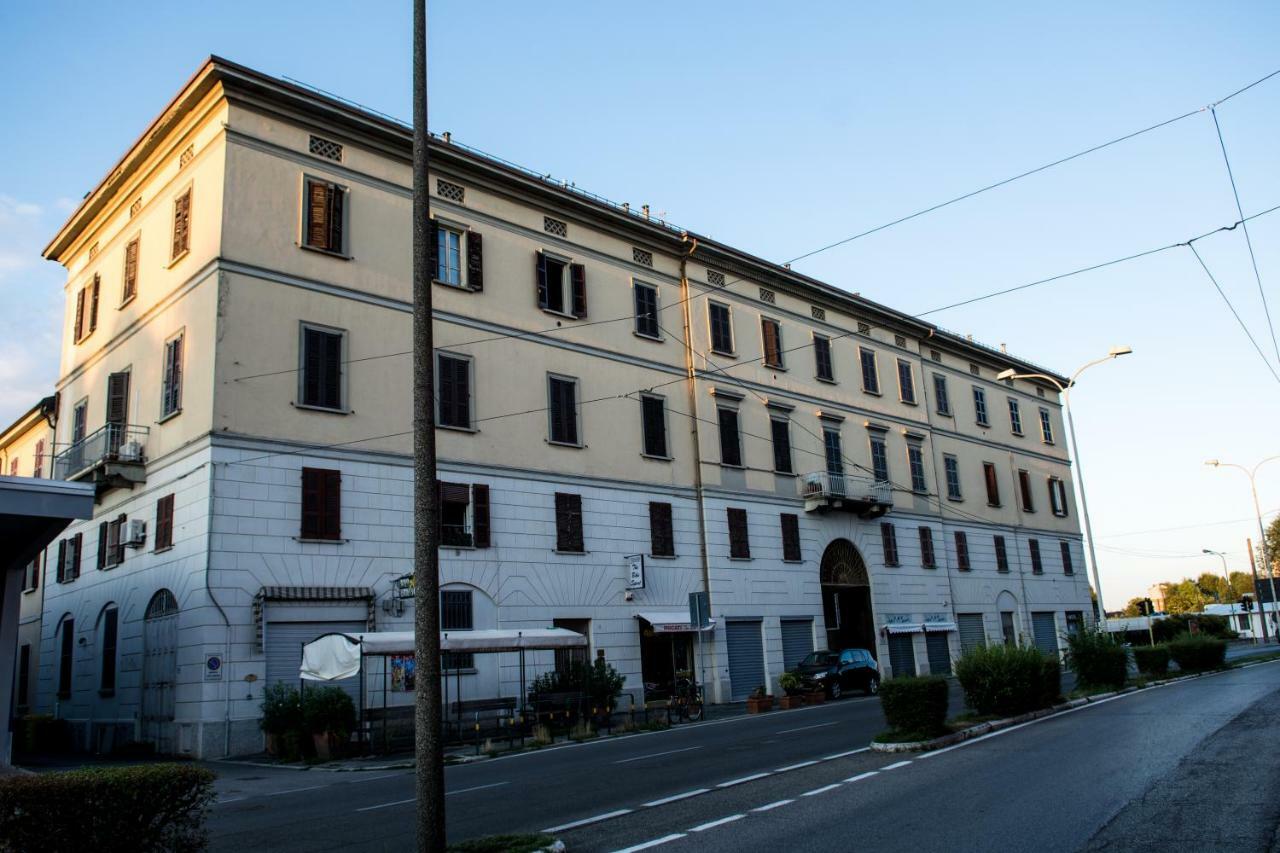 Casa Galattica Per Autostoppisti Cremona Dış mekan fotoğraf
