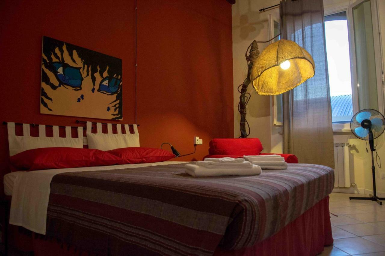 Casa Galattica Per Autostoppisti Cremona Dış mekan fotoğraf
