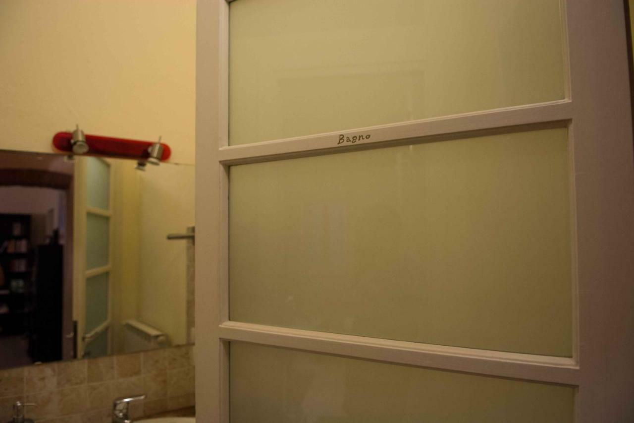Casa Galattica Per Autostoppisti Cremona Dış mekan fotoğraf